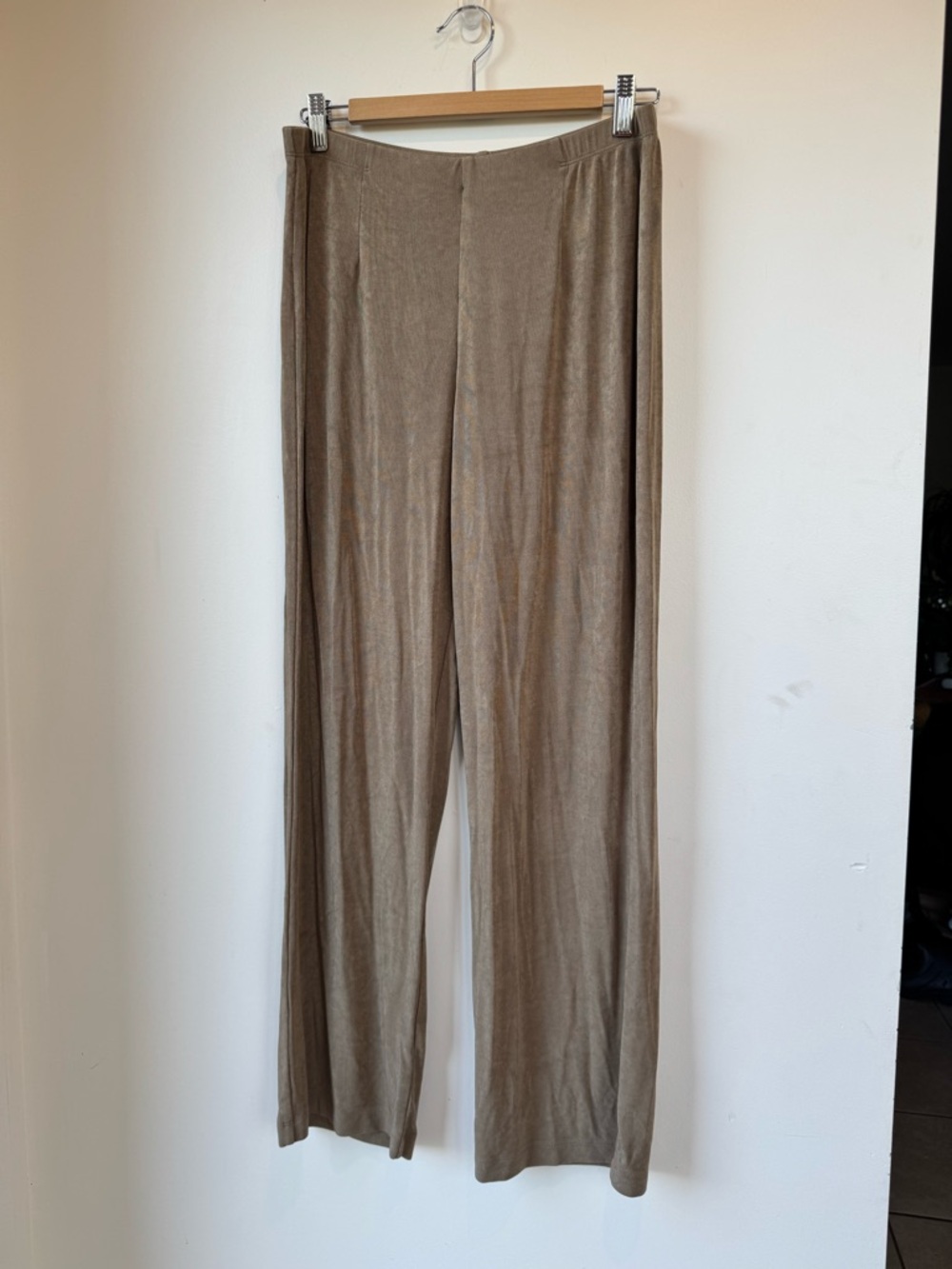 Chico's Wide Leg Pants in Taupe